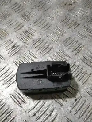 Pezzo di ricambio per auto di seconda mano interruttore alzacristalli anteriore sinistro per opel corsa d ´´111 years´´ riferimenti oem iam 13258521aa