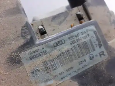 Second-hand car spare part right headlight for audi a4 avant (8e) 2.0 20v cat (alt) oem iam references 8e0941004f  89305700