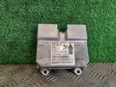 Peça sobressalente para automóvel em segunda mão  por OPEL CORSA D  Referências OEM IAM 13262360  