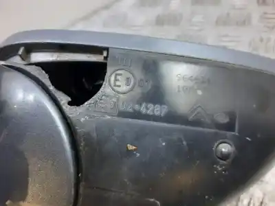 Peça sobressalente para automóvel em segunda mão espelho retrovisor direito por citroen c4 berlina collection referências oem iam 024287  gris/7 pins