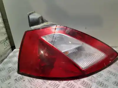 Peça sobressalente para automóvel em segunda mão farolim traseiro esquerdo por renault megane ii berlina 5p confort expression referências oem iam 89398082