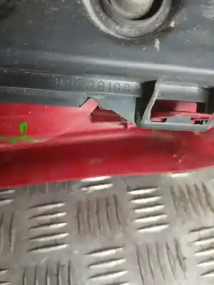 Pezzo di ricambio per auto di seconda mano LUCI POSTERIORI DESTRA per PEUGEOT 307 BREAK / SW (S1) SW PACK Riferimenti OEM IAM 89026198  