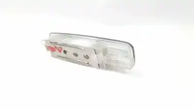 Second-hand car spare part interior light for audi a4 avant (8e) 1.9 tdi (96kw) oem iam references 8l0947105a  