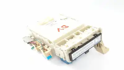 Автозапчасти б/у блок реле/предохранителей за toyota yaris (ksp9/scp9/nlp9) básico ссылки oem iam 8273052700  