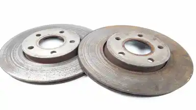 Peça sobressalente para automóvel em segunda mão disco de travão dianteiro por ford focus lim. (cb8) trend referências oem iam 