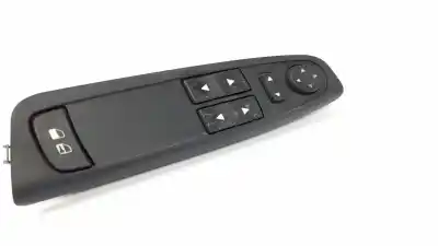 Pièce détachée automobile d'occasion commande de lève vitre avant gauche pour fiat stilo (192_) 1.6 16v (192_xb1a) références oem iam b569