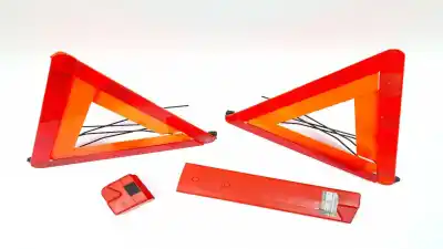Second-hand car spare part emergency triangle for nissan note (e11e) 1.5 dci turbodiesel cat oem iam references e827r030512  