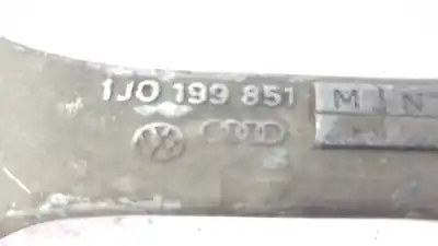 Автозапчасти б/у задняя опора двигателя за audi a3 (8l) 1.6 ambiente ссылки oem iam 1j0199851  