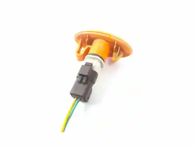 Tweedehands auto-onderdeel rechter zijlamp voor peugeot 206 fastback (2a/c) 1.9 d oem iam-referenties 3311  