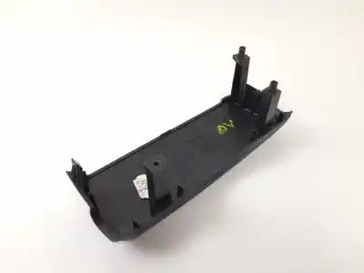 Pièce détachée automobile d'occasion enjoliveur pour citroen berlingo / berlingo first monospace (mf_, gjk_, gfk_) 1.9 d (mfdjy) références oem iam 96194476  96194476zl