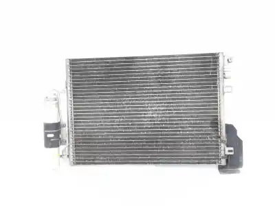 Peça sobressalente para automóvel em segunda mão condensador / radiador de ar condicionado por renault clio ii fase i (b/cbo) 1.2 referências oem iam 8200086193  