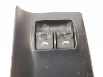 Pièce détachée automobile d'occasion Commande De Lève Vitre Avant Gauche pour AUDI A4 B5 (8D2) 1.9 TDI Références OEM IAM 4D09598550IC  