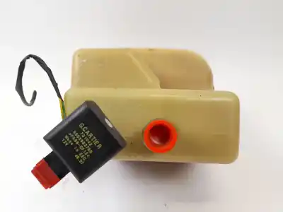 Pièce détachée automobile d'occasion vase d'expansion de liquide de refroidissement pour peugeot 205 ii (20a/c) 1.9 diesel références oem iam 9600219280  