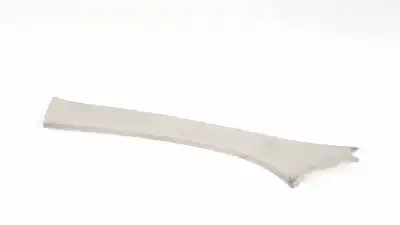 Peça sobressalente para automóvel em segunda mão molduras frontais por renault megane iii coupe dynamique referências oem iam 769120006r