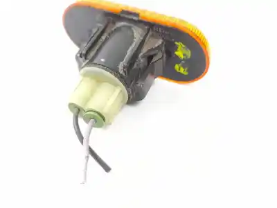 Pezzo di ricambio per auto di seconda mano lampada laterale destra per renault clio ii fase i (b/cbo) 1.2 riferimenti oem iam 7700822136  