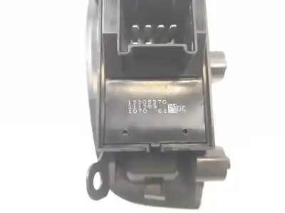 Автозапчасти б/у выключатель переднего правого окна за chevrolet orlando (j309) 2.0 d ссылки oem iam 13305370  