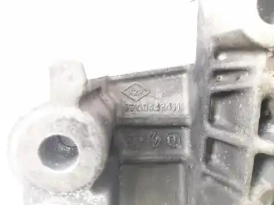 Автозапчастина б/у підтримка двигуна для renault clio ii fase i (b/cbo) 1.9 d посилання на oem iam 7700432411  