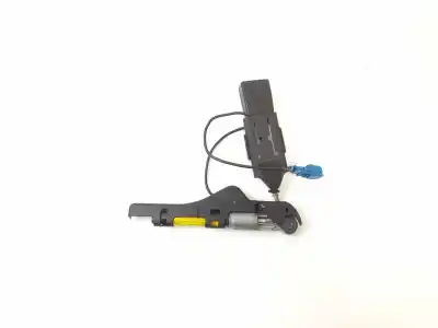 Second-hand car spare part right airbag tensioner for citroen c2 1.4 hdi oem iam references 9639873877 33015055 