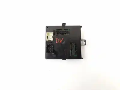 Pièce détachée automobile d'occasion Boîtes à Fusibles pour RENAULT LAGUNA II (BG0) 2.2 dCi Turbodiesel Références OEM IAM 8200413974 8200346815 8200447440