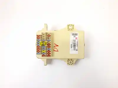 Peça sobressalente para automóvel em segunda mão caixa de fusíveis e relés por kia pro cee'd (ed) 2.0 crdi 140 referências oem iam 919501h510