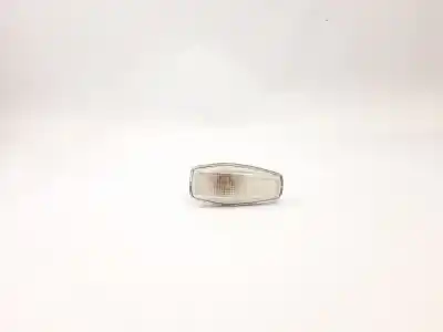 Peça sobressalente para automóvel em segunda mão farolim do lado esquerdo por hyundai i10 classic referências oem iam 923030b0