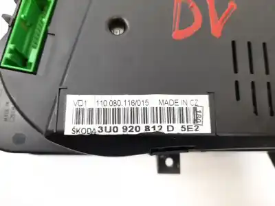 Peça sobressalente para automóvel em segunda mão quadrante por skoda superb (3u4) 2.0 tdi dpf referências oem iam 3u0920812d 88311322 81071428