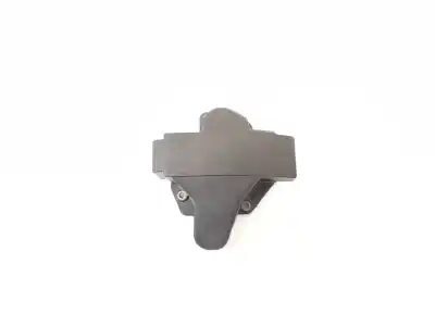 Pièce détachée automobile d'occasion Couvercle De Distribution pour RENAULT CLIO I (B/C57_, 5/357_) 1.9 D (B/C/S576, B/C/S57L) Références OEM IAM 7700102445 7700749333 