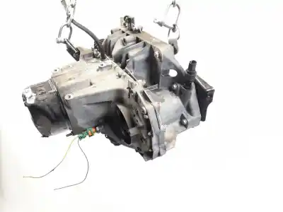 Автозапчастина б/у коробка передач для nissan kubistar furgón (x76) 1.5 dci посилання на oem iam 8200133909  
