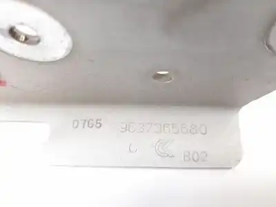Second-hand car spare part hinge for citroen c3 1.4 hdi satisfaction oem iam references 9637365680  