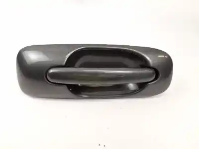 Second-hand car spare part exterior right side door handle for chrysler voyager (rg) 2.5 crd lx oem iam references sr7154