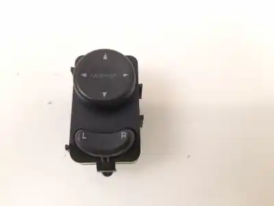 Second-hand car spare part rearview side mirror switch for chrysler voyager (rg) 2.5 crd lx oem iam references 39754d