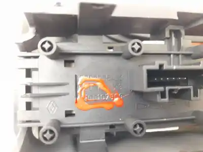 Peça sobressalente para automóvel em segunda mão interruptor 4 piscas - emergência por renault scénic ii (jm0/1_) 1.9 dci (jm0g, jm12, jm1g, jm2c) referências oem iam 8200095493 88040001 8200141006