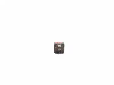 Second-hand car spare part relay for renault scénic ii (jm0/1_) 1.9 dci (jm0g, jm12, jm1g, jm2c) oem iam references 0332015001  