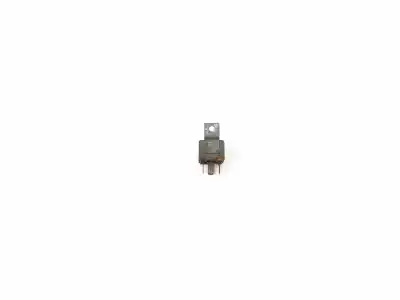 Second-hand car spare part relay for renault scénic ii (jm0/1_) 1.9 dci (jm0g, jm12, jm1g, jm2c) oem iam references 0332015001  