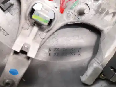 Second-hand car spare part steering wheel for renault scénic ii (jm0/1_) 1.9 dci (jm0g, jm12, jm1g, jm2c) oem iam references 8200106306f 8200282593a 