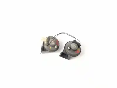 Peça sobressalente para automóvel em segunda mão buzina / sirene por peugeot 407 (6d_) 2.0 hdi 135 (6drhrh, 6drhre, 6drhrg, 6drhrj) referências oem iam 703881157 011157 