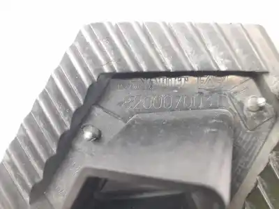 Second-hand car spare part front badge for renault clio ii (bb_, cb_) 1.5 dci (b/cb07) oem iam references 8200070031  