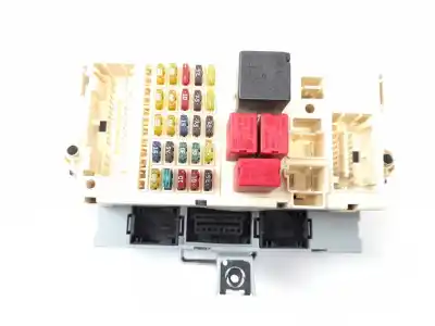 Second-hand car spare part fuse box unit for fiat stilo (192) 1.9 multijet 140 m.schumacher oem iam references 51755127
