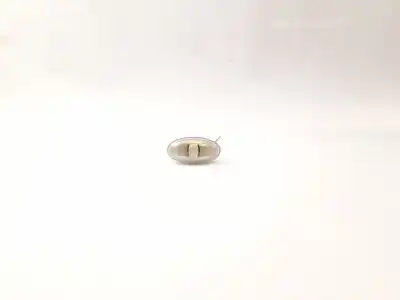 Peça sobressalente para automóvel em segunda mão farolim do lado direito por citroen c2 (jm_) 1.4 referências oem iam 9680057480