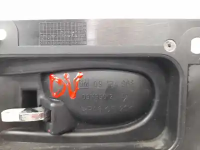 Автозапчасти б/у внутри передней правой ручки за opel vectra b fastback (j96) 2.0 dti 16v (f68) ссылки oem iam 09134968  