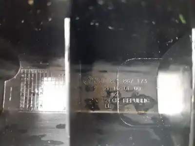 Peça sobressalente para automóvel em segunda mão moldagem por audi a4 avant (8e) 1.8 t referências oem iam 8e1867173  