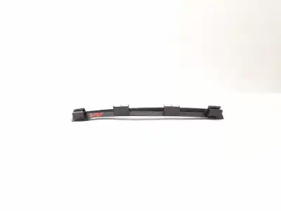 Peça sobressalente para automóvel em segunda mão moldagem por audi a4 avant (8e) 1.8 t referências oem iam 8e0868204  