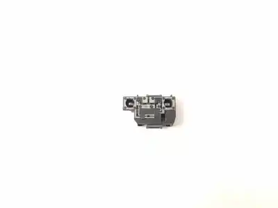 Pezzo di ricambio per auto di seconda mano portalampada per renault megane i classic (la0/1_) 1.9 dti (la08, la0n) riferimenti oem iam 37410751  
