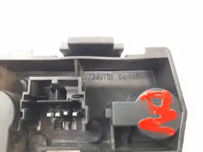 Pezzo di ricambio per auto di seconda mano portalampada per renault megane i classic (la0/1_) 1.9 dti (la08, la0n) riferimenti oem iam 37390751  