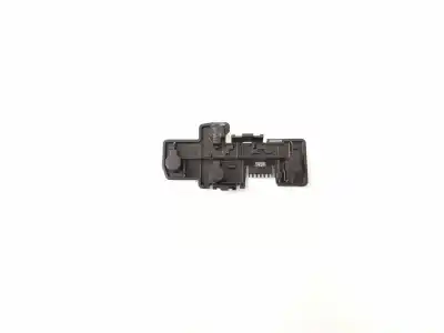 Pezzo di ricambio per auto di seconda mano portalampada per opel astra f (t92) 1.7 td (f19, m19) riferimenti oem iam 