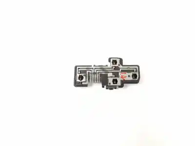 Pezzo di ricambio per auto di seconda mano portalampada per opel astra f (t92) 1.7 td (f19, m19) riferimenti oem iam   