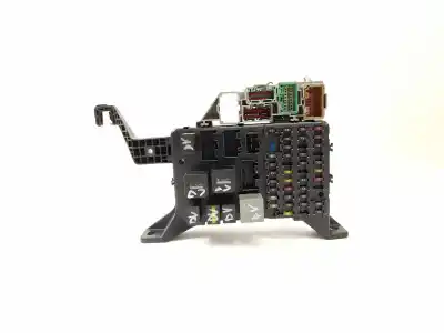 Second-hand car spare part fuse box unit for ford mondeo iii (b5y) 2.0 tdci oem iam references 4s7t14a073aa
