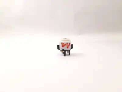 Pezzo di ricambio per auto di seconda mano INTERRUTTORE per SEAT CORDOBA BERLINA (6L2)  Riferimenti OEM IAM 4B0905849  