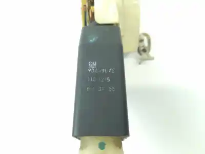Second-hand car spare part left front door lock for opel astra f fastback (t92) 1.6 i 16v (f08, m08, f68, m68) oem iam references 90449072  