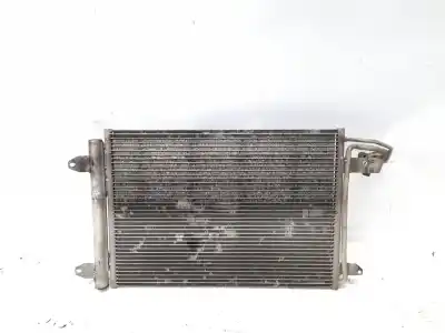 Автозапчасти б/у конденсатор / радиатор кондиционера воздуха за volkswagen caddy iii monospace (2kb, 2kj, 2cb, 2cj) 1.9 tdi ссылки oem iam 1k0820411n  